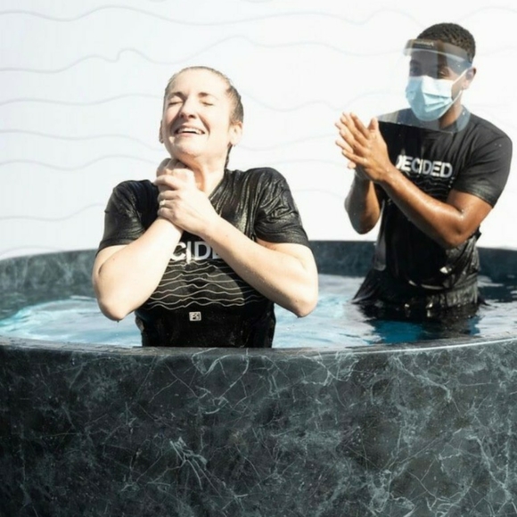 Meet your Posher, Jessica - Picture 5 of 5